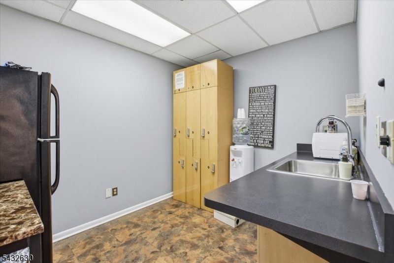 122 Central Avenue Clark NJ 07066