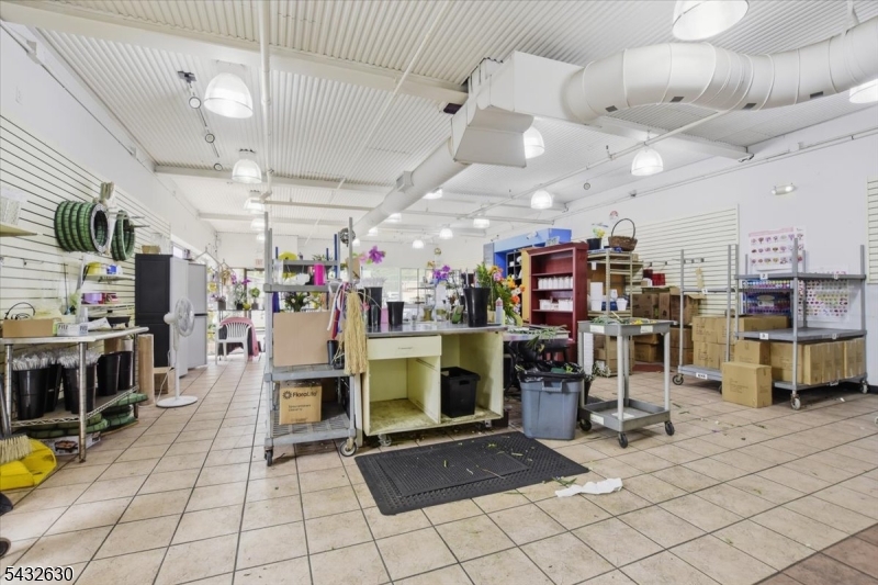 122 Central Avenue Clark NJ 07066