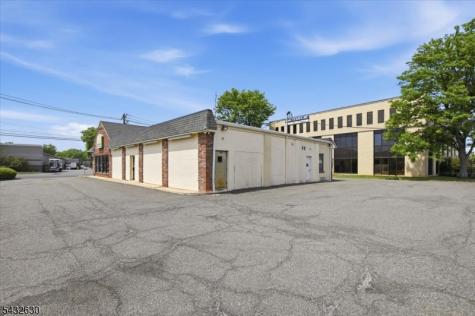 122 Central Avenue Clark NJ 07066