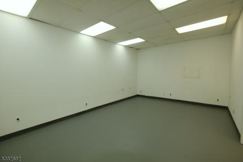 30 W Price Street Linden NJ 07036