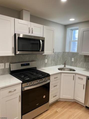 30 W Price Street Linden NJ 07036