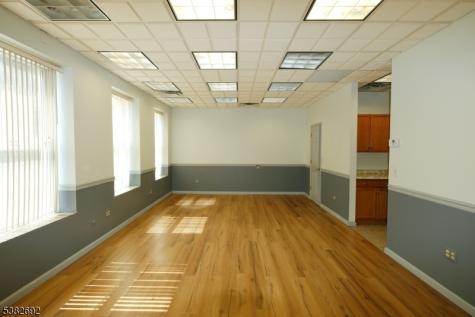 30 W Price Street Linden NJ 07036