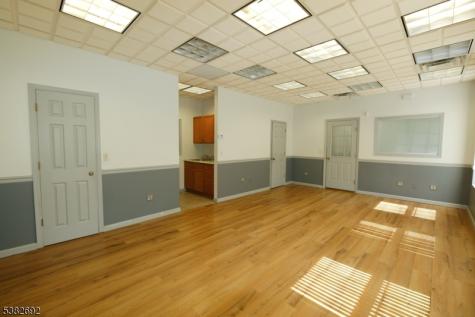 30 W Price Street Linden NJ 07036