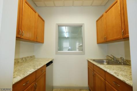 30 W Price Street Linden NJ 07036