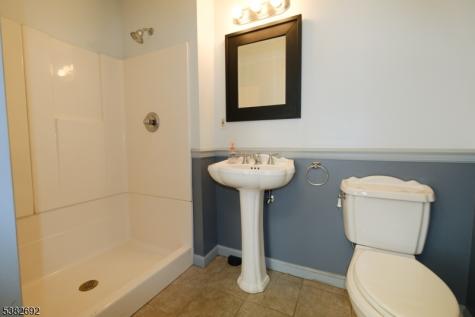 30 W Price Street Linden NJ 07036
