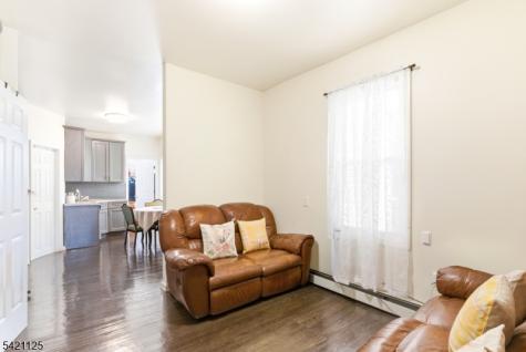 237 Astor Street Newark NJ 07114