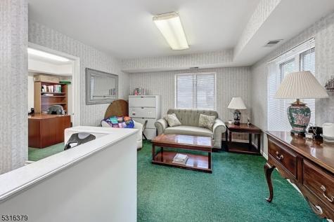 2 North Road Chester NJ 07930