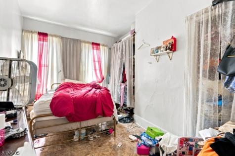 913 Summit Avenue Union NJ 07087