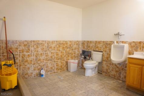 699 Frelinghuysen Avenue Newark NJ 07114