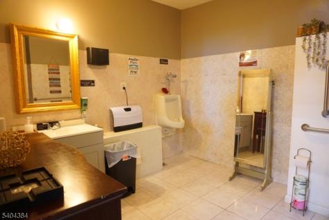 699 Frelinghuysen Avenue Newark NJ 07114