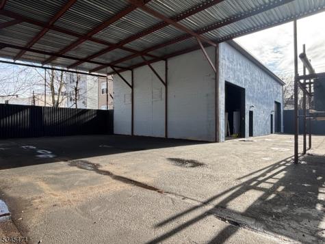103 Montgomery Avenue Irvington NJ 07111