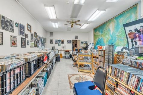 236 Stuyvesant Avenue Lyndhurst NJ 07071