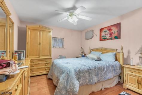 236 Stuyvesant Avenue Lyndhurst NJ 07071