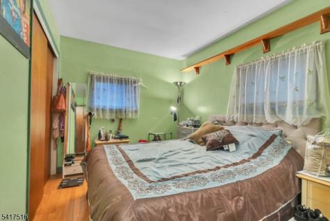236 Stuyvesant Avenue Lyndhurst NJ 07071