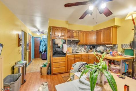 236 Stuyvesant Avenue Lyndhurst NJ 07071