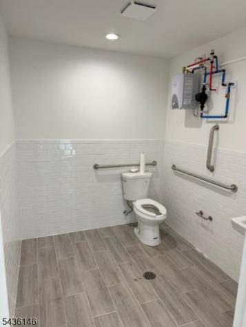 225 Central Avenue East Orange NJ 07018