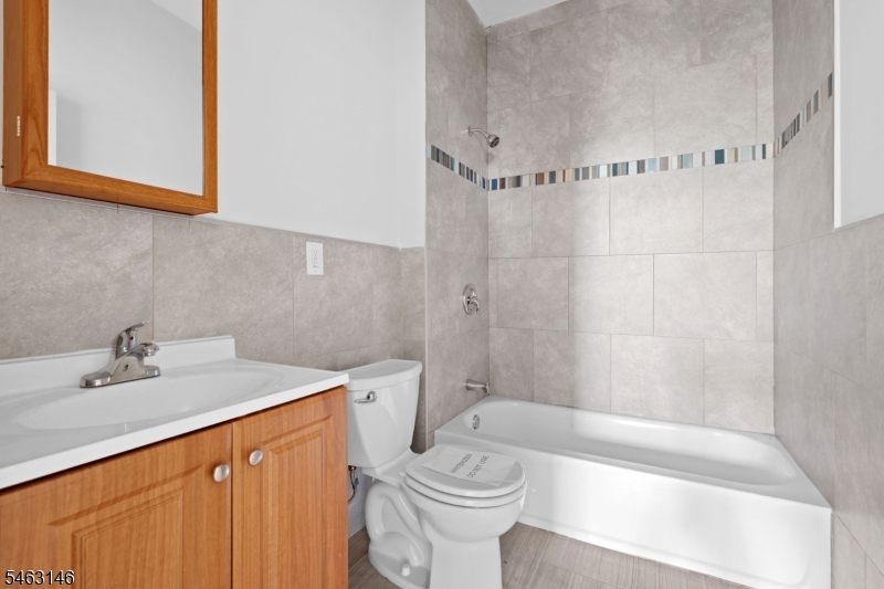 11 High Street Newton NJ 07860