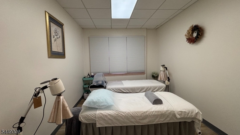 27 Mountain Blvd Suite 7 Warren NJ 07059
