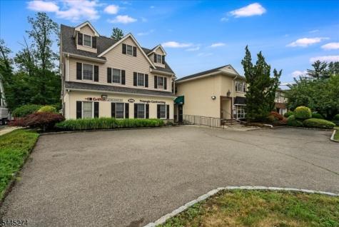 1590 E 2nd Street Scotch Plains NJ 07076