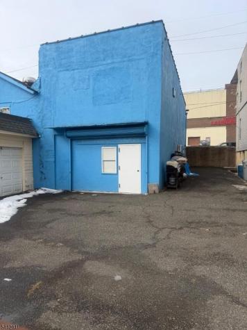 57 8TH Avenue Passaic NJ 07055