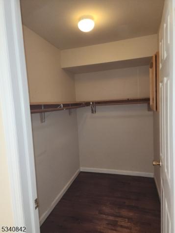 473 Clinton Avenue Newark NJ 07108