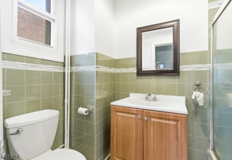 204 Parkhurst Street Newark NJ 07114