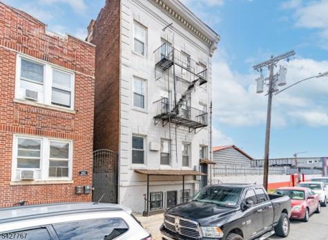 204 Parkhurst Street Newark NJ 07114