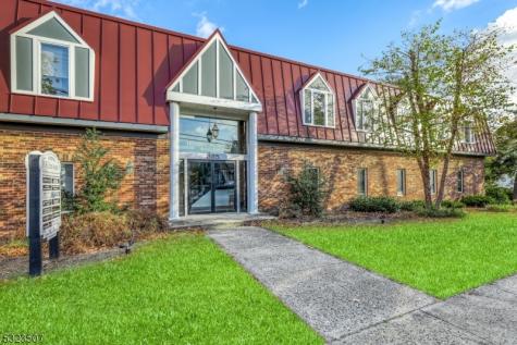 385 Clinton Avenue Wyckoff NJ 07481