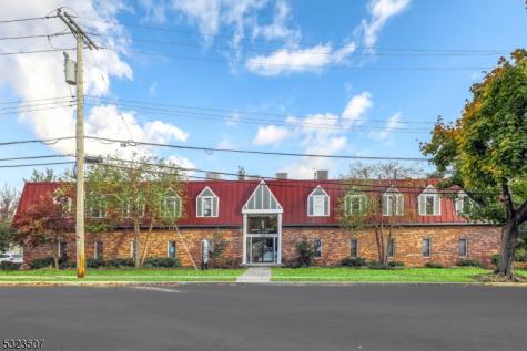 385 Clinton Avenue Wyckoff NJ 07481