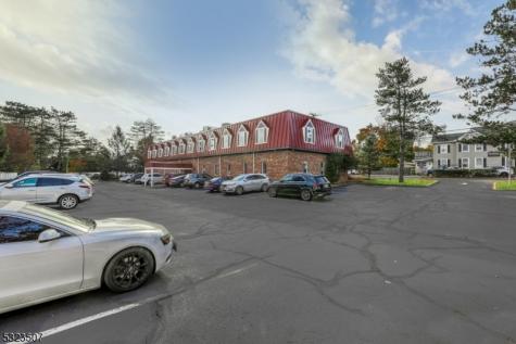 385 Clinton Avenue Wyckoff NJ 07481