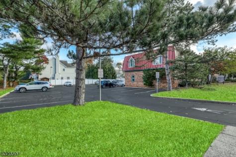 385 Clinton Avenue Wyckoff NJ 07481