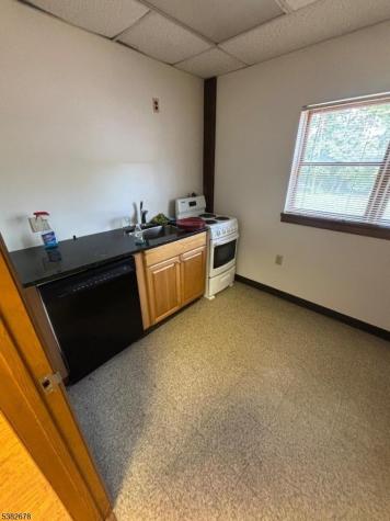 11 Quakertown Road Franklin NJ 08867