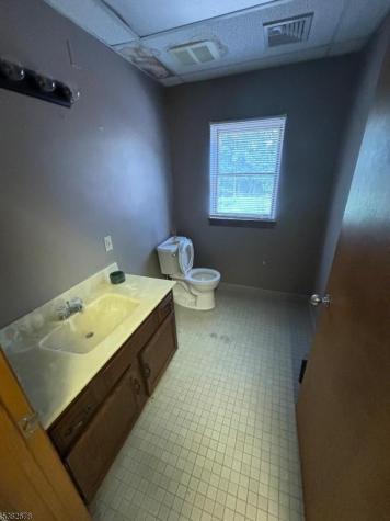 11 Quakertown Road Franklin NJ 08867
