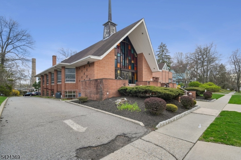 153 Park Street Montclair NJ 07042