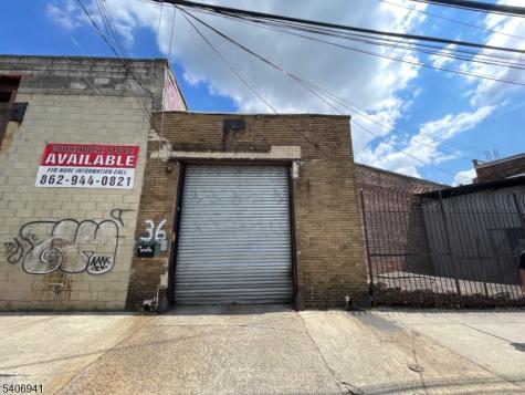 34 Foster Street Newark NJ 07114