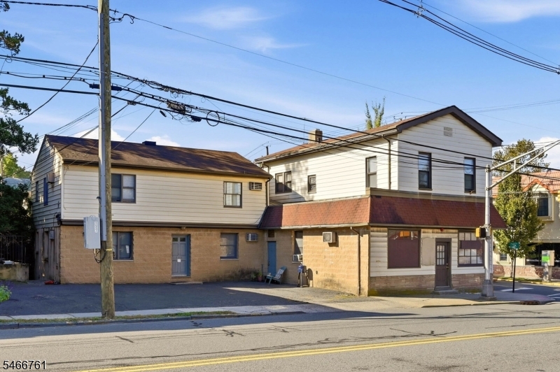 235 Centre Street Nutley NJ 07110