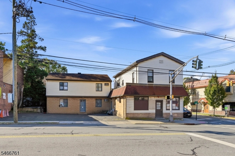 235 Centre Street Nutley NJ 07110