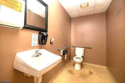 729 E Landis Avenue Vineland NJ 08360