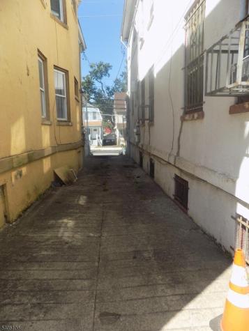 38 Coit Street Irvington NJ 07111