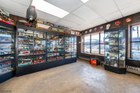 307 Paterson Avenue East Rutherford NJ 07073