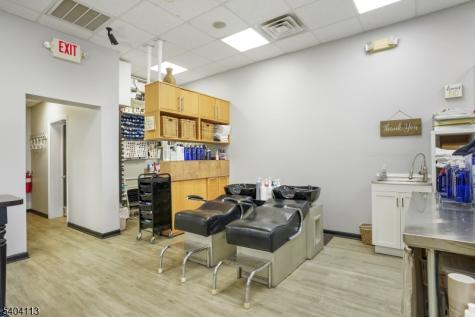 931 Amboy Avenue Edison NJ 08837