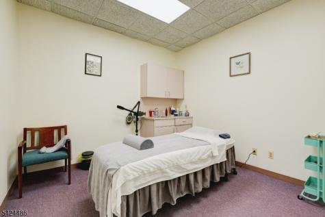 27 Mountain Boulevard Suite 7 Warren NJ 07059