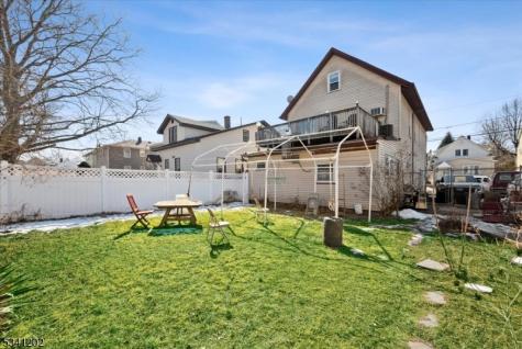 77 Maple Avenue Wallington NJ 07057