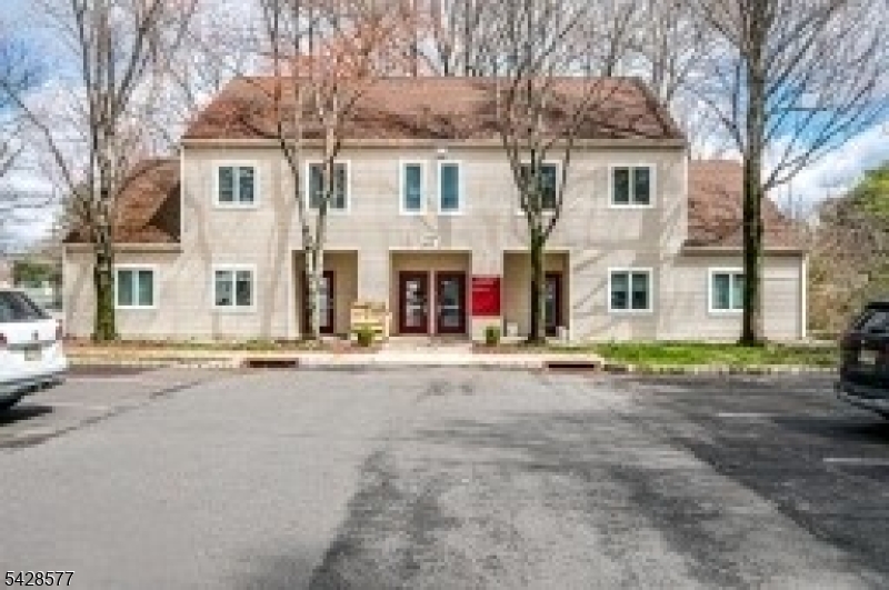 27 Clyde Road Franklin NJ 08873