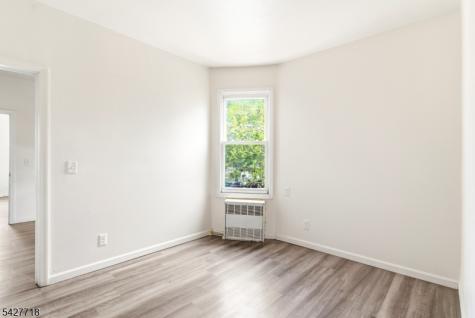 51 Richards Street Newark NJ 07105