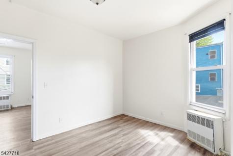 51 Richards Street Newark NJ 07105