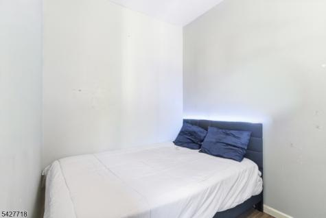51 Richards Street Newark NJ 07105