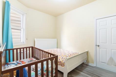 51 Richards Street Newark NJ 07105