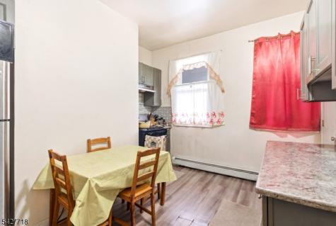 51 Richards Street Newark NJ 07105
