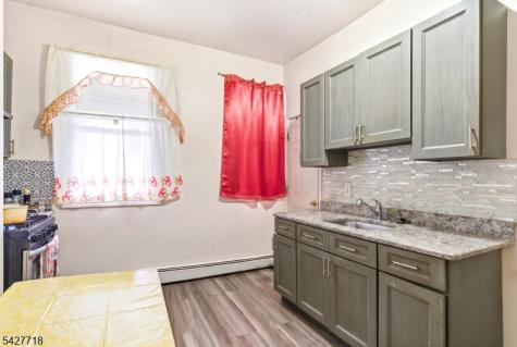 51 Richards Street Newark NJ 07105